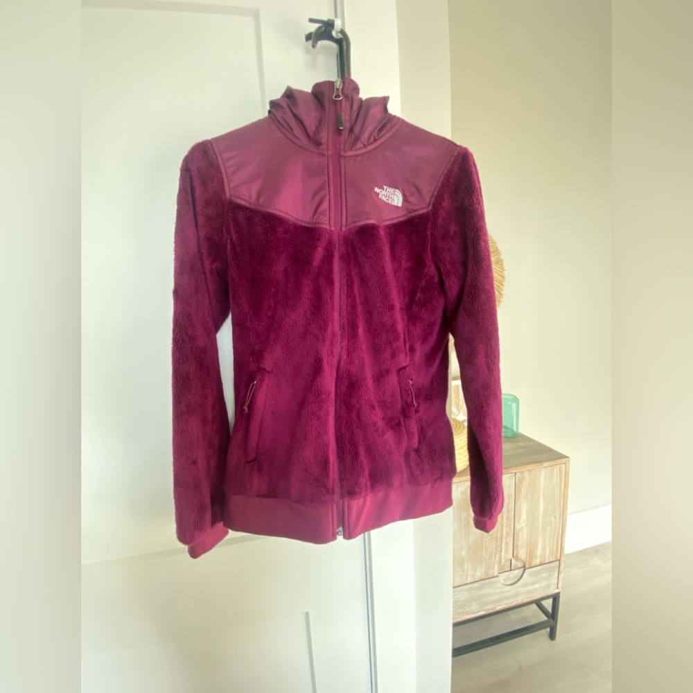 The North Face Women's Oso Teddy Jacket - Rich Burgundy/Magenta